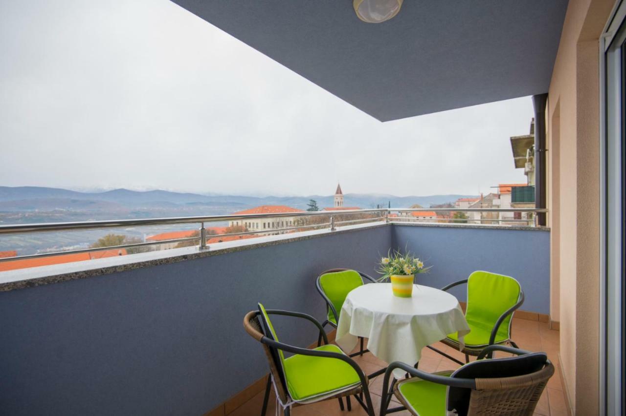 Apartment Petra Imotski Exterior foto